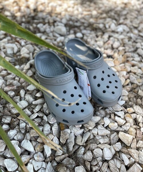 CLASSIC CROCS