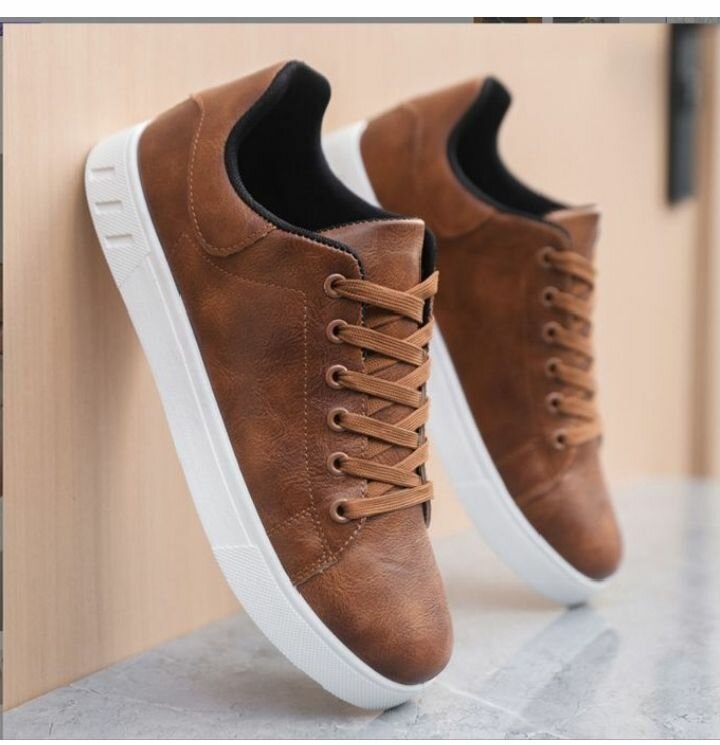 Sneakers en simili cuir marron