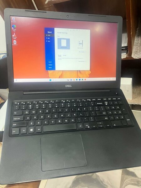 Dell Latitude 3590
