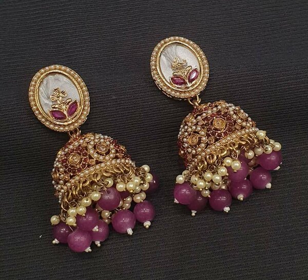 Ladies earrings