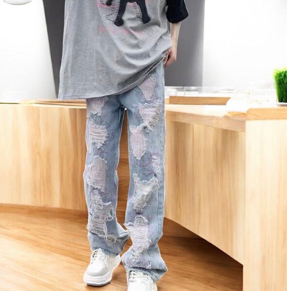 Pantalons déchirés style urbain