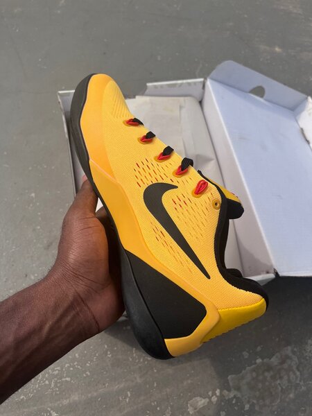 Kobe 9 Bruce Lee