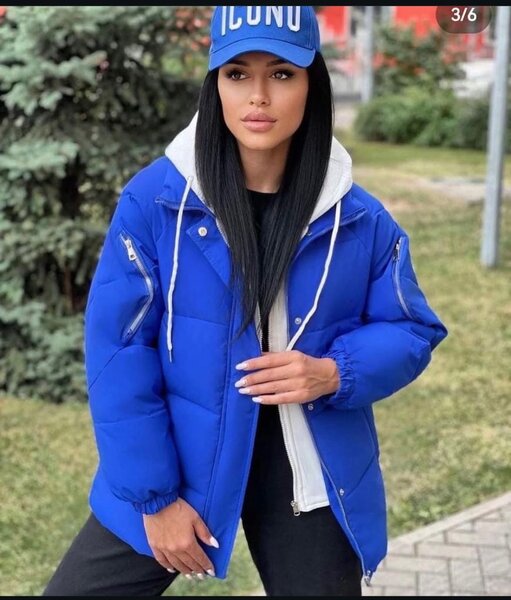 Скидки на куртки,расцветки,синий,черный