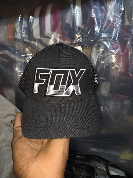 Casquette noire Fox Mesh