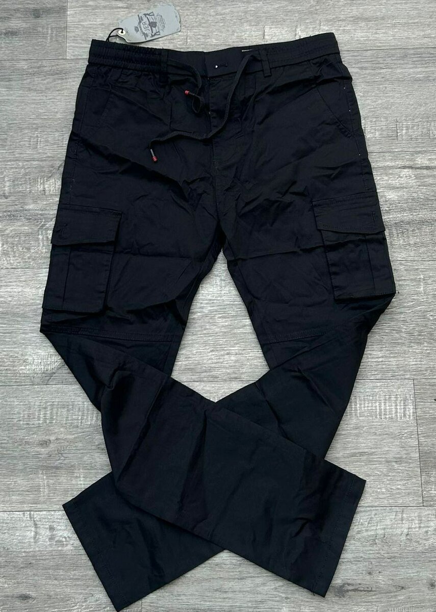 Pantalon cargo homme résistant