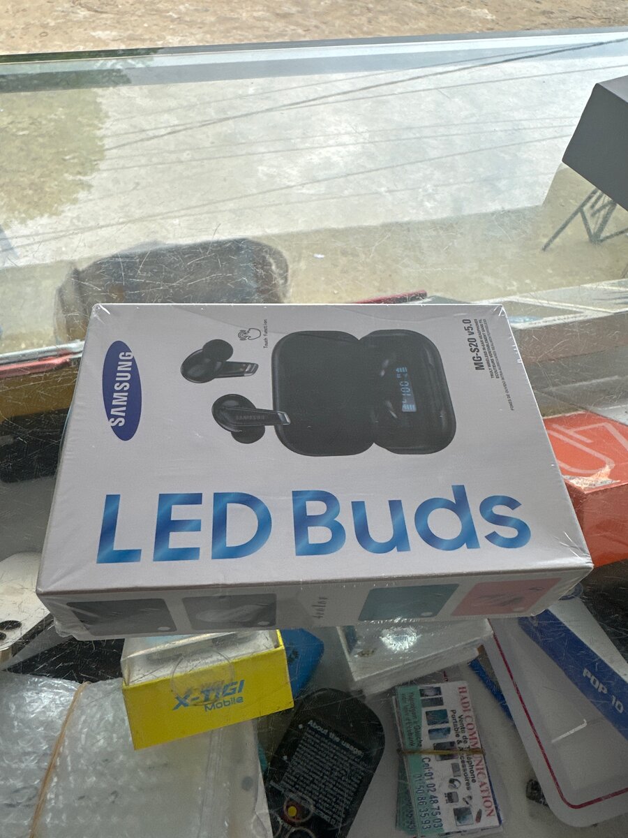 Écouteurs Sans Fil LED Samsung