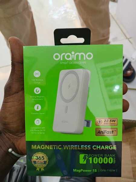 Chargeur Magnétique 10000mAh Oraimo