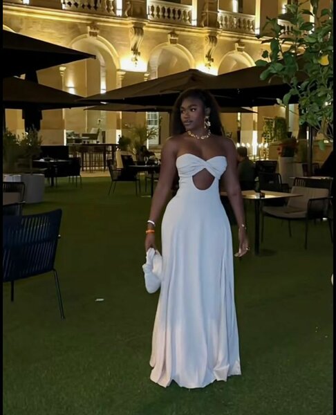 Robe Élégante Sans Bretelles