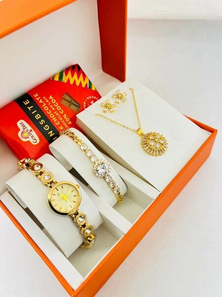 Ladies 3pcs Jewelry Set + Chocolate