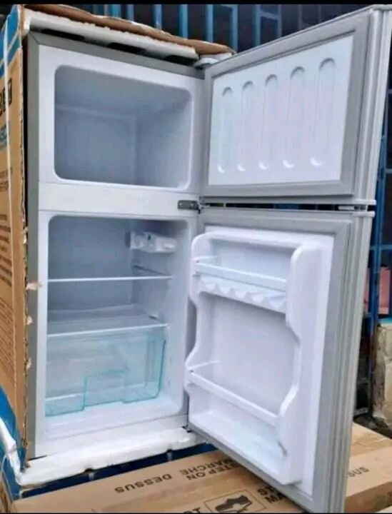 Mini réfrigérateur compact 100L