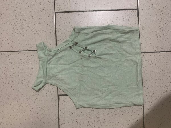 Top sans manche asymétrique