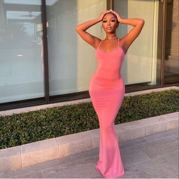 Robe longue moulante élégante