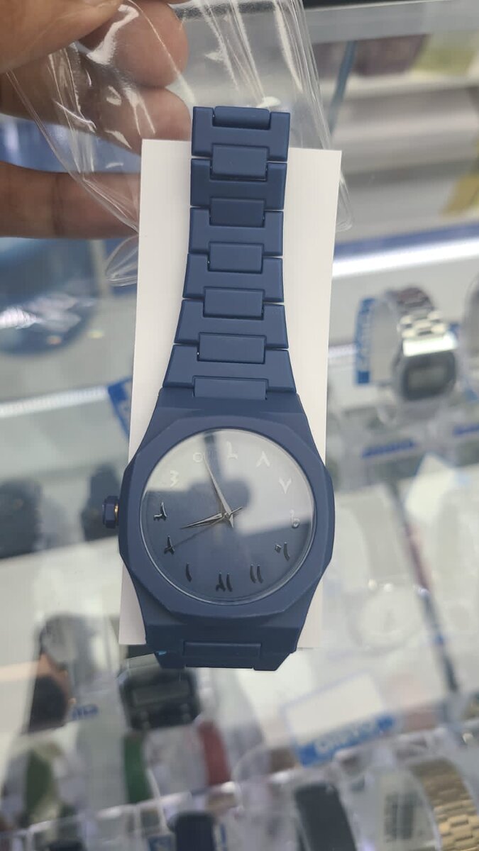 Montre élégante design minimaliste