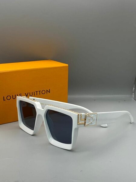 Trending Louis Vuitton Sunglasses(TLVS3)