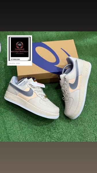 Basket nike tn authentique avec sa boîte