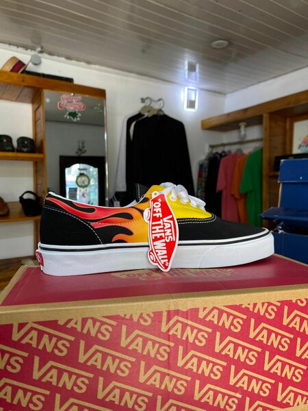 VANS AUTHENTIC