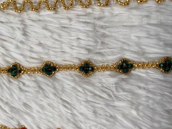 Bracelet en perles dorées