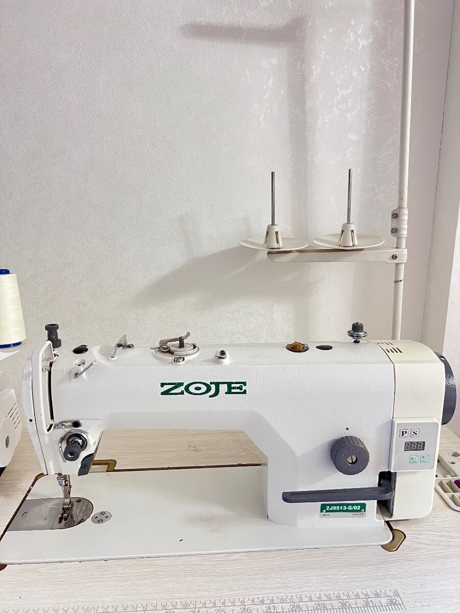 Прямострочка zoje Оверлок jaguar