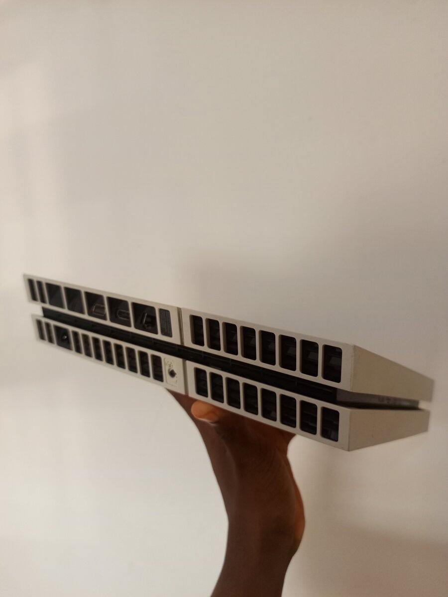PlayStation 4 Fat