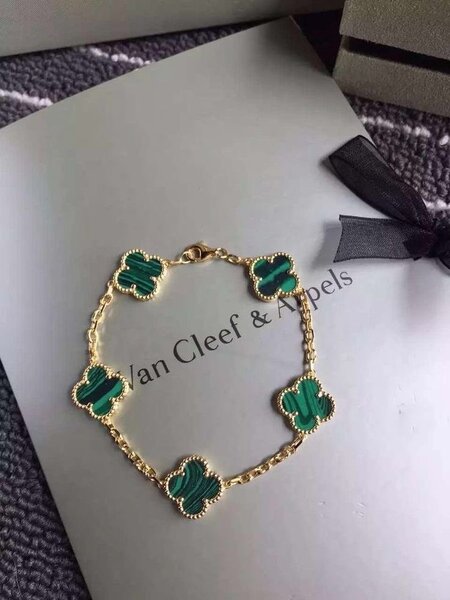 Vanclef bracelet