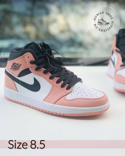 AIR JORDAN 1s SNEAKERS in black and pink size 8.5