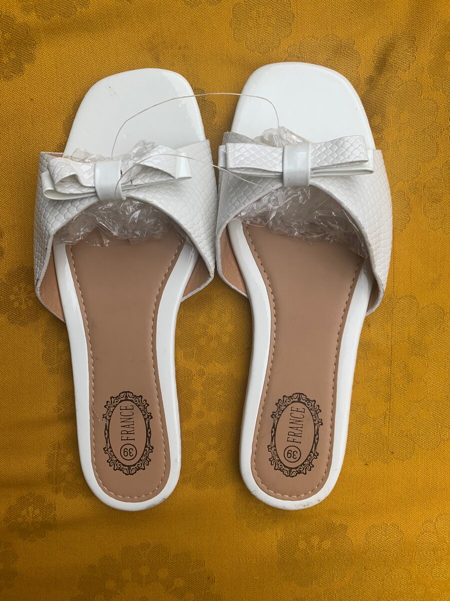 Sandales colorées élégantes pour femmes