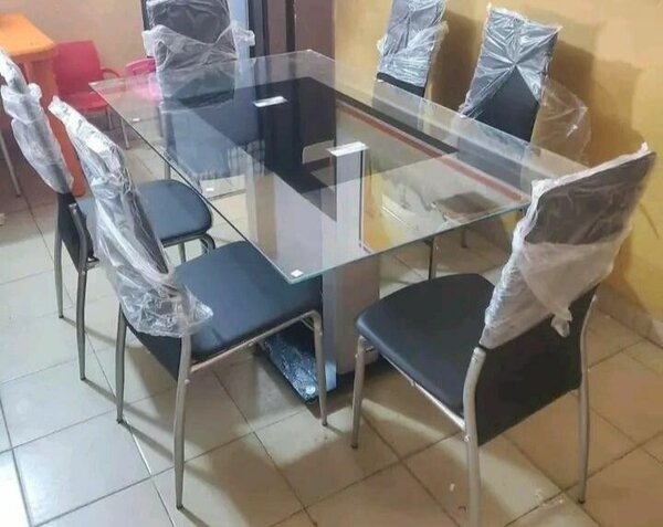 Table à manger verre moderne