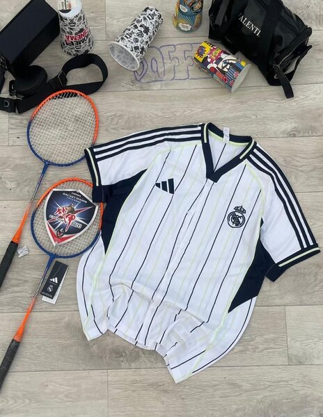 Maillot de football rayé Adidas