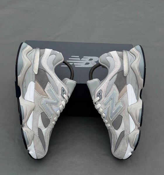 Sneakers New Balance gris