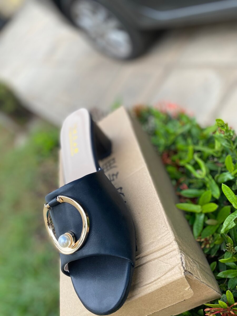 Sleek high heels ladies easy wear sandal