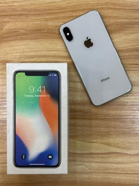 iPhone X 64Go seconde main
