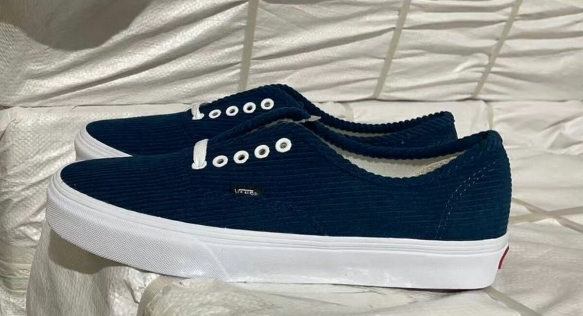Vans Sneakers en Côtelé Bleu