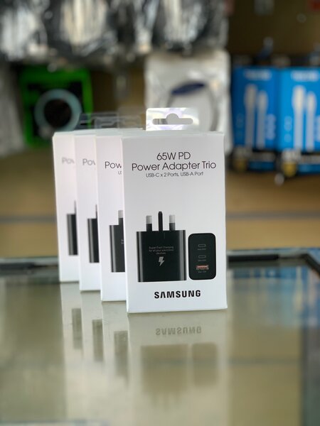 Samsung C to C 65w Charger