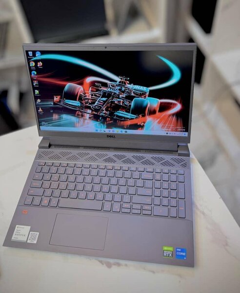 *GAMING DELL G15 5511