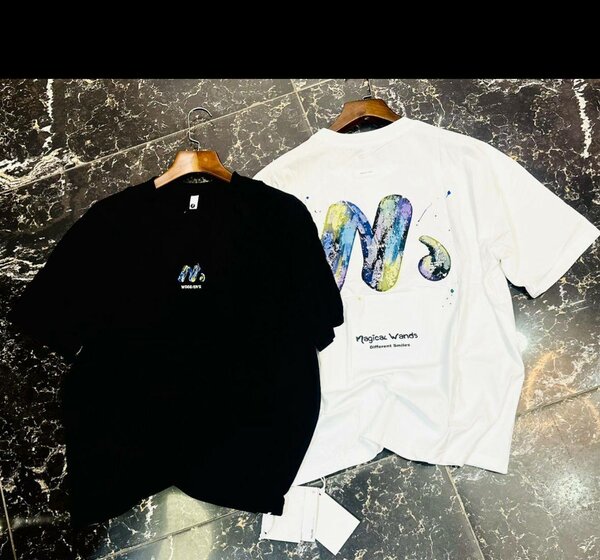 T-shirts graphiques colorés