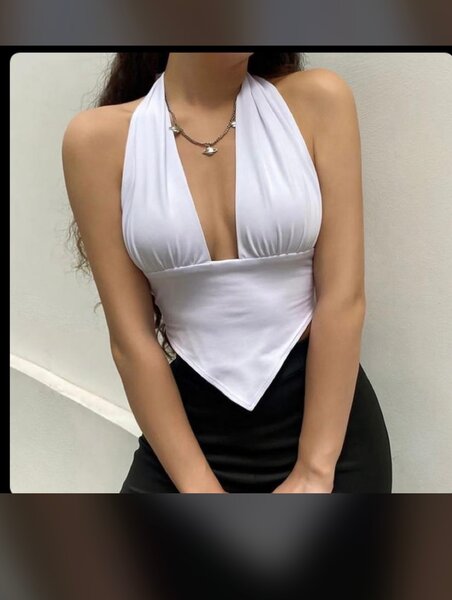 Top dos nu élégant femme