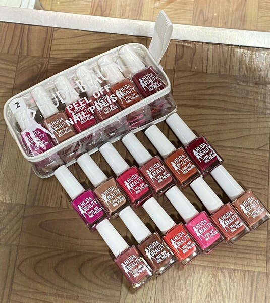 Peel-Off Nail Paint Pack of 12 (2 Settings Available)