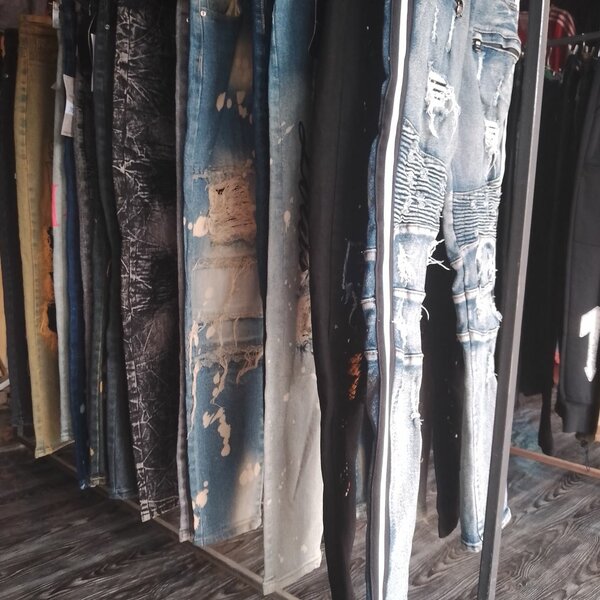 Men's jeans and T-shirts