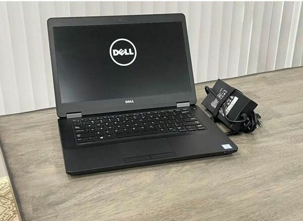 Dell Laptop 14”  Core i3 7th generation  500gb