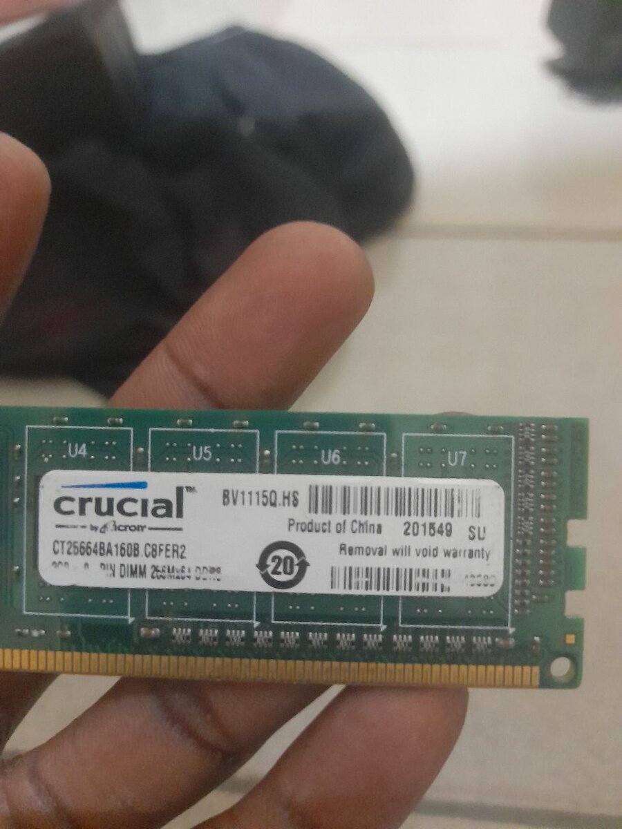Mémoire RAM Crucial 2 Go DDR4