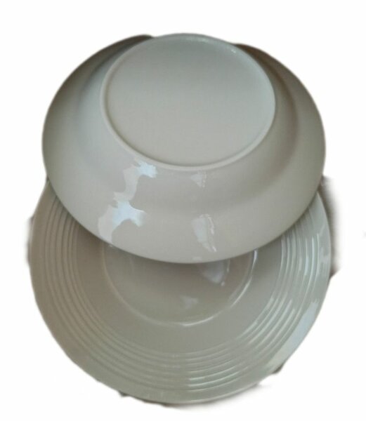 6 Assiettes cassable plats