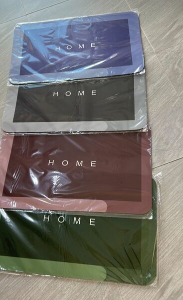 Super absorbent floor mat