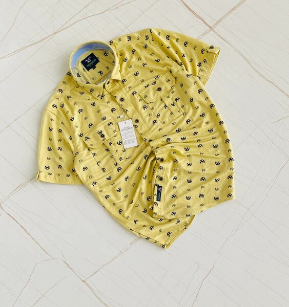 Folded Flower Lacoste