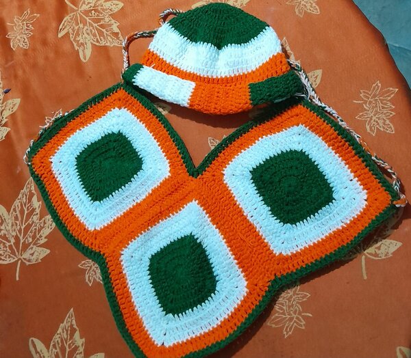 Top crochet coloré femme