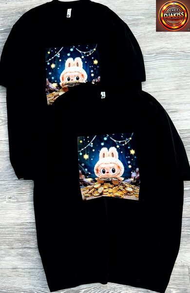 T-shirt noir motif lapin