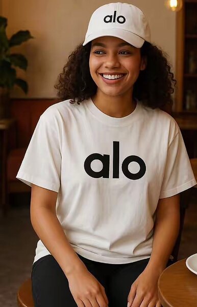 Casquette et T-shirt Alo