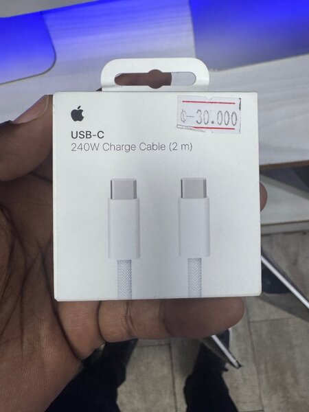 Câble APPLE USB-c 100w 2Metres