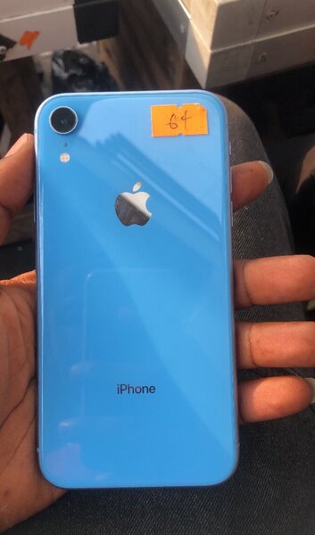 iPhone XR