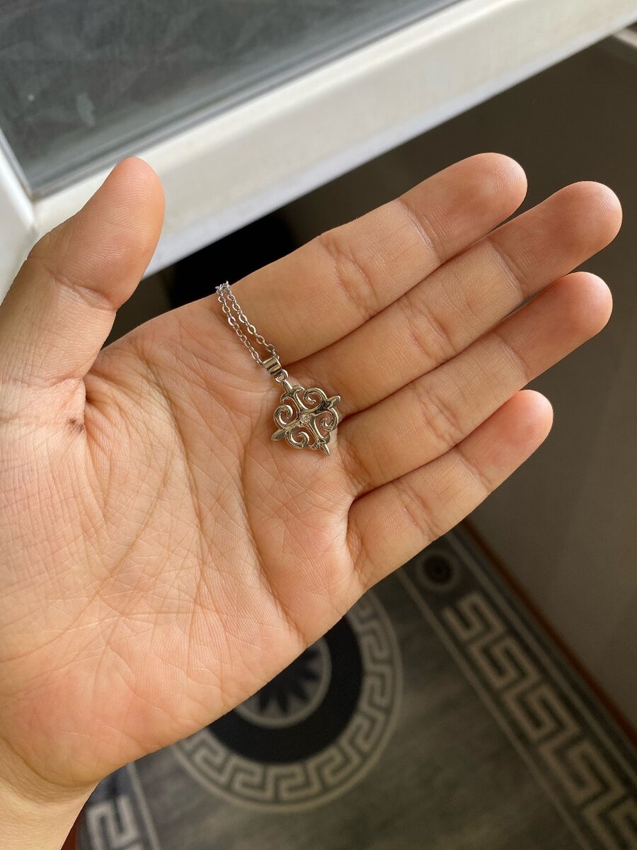 цепочка в национальном стиле