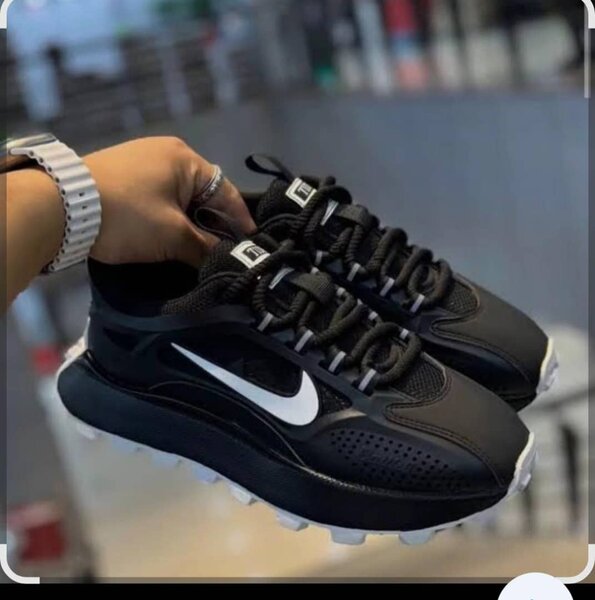 Chaussures de sport noires élégantes